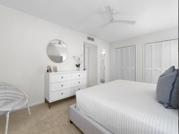 Olde Naples Vacation Rental – Steps to Beach & 5th Avenue
