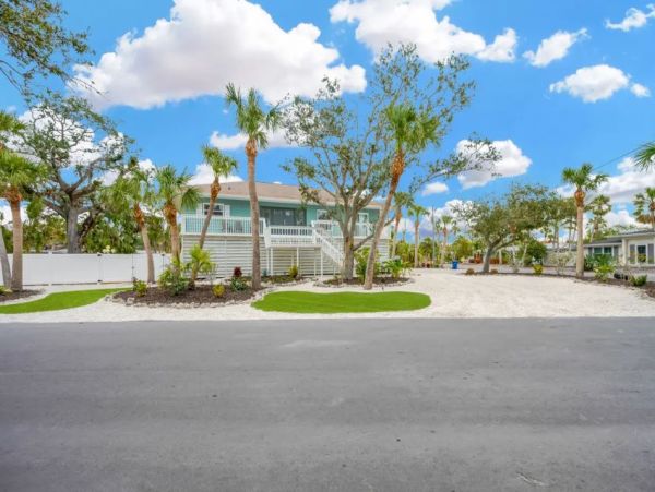 Siesta Key Vacation Rental with Private Pool - Luxury Waterfront Home