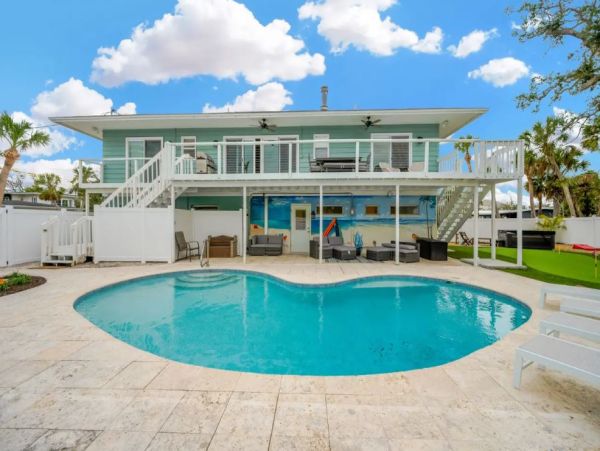Siesta Key Vacation Rental with Private Pool - Luxury Waterfront Home