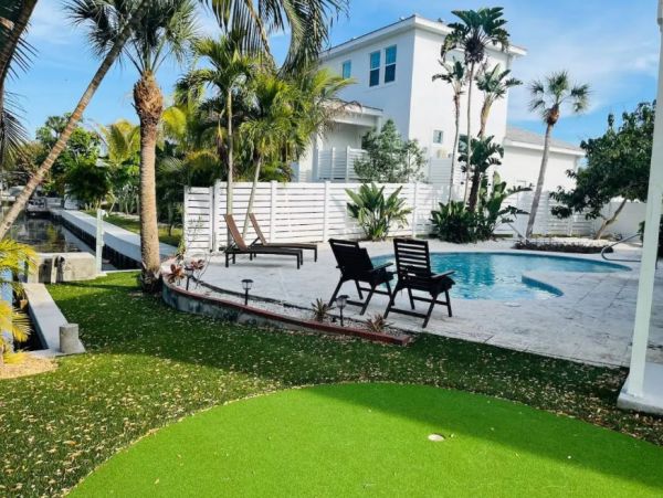Siesta Key Vacation Rental with Private Pool - Luxury Waterfront Home