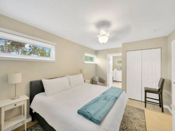 Siesta Key Vacation Rental with Private Pool - Luxury Waterfront Home