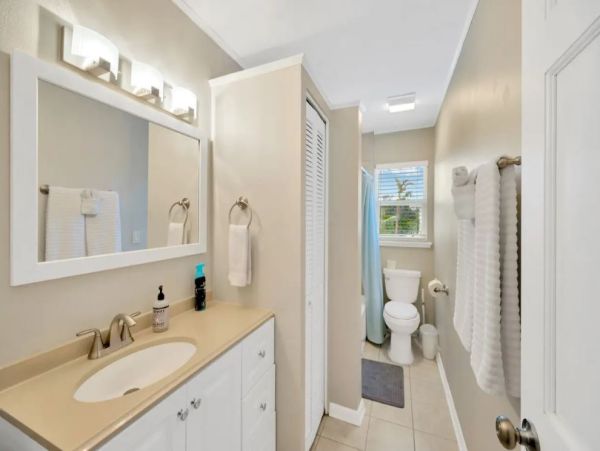 Siesta Key Vacation Rental with Private Pool - Luxury Waterfront Home