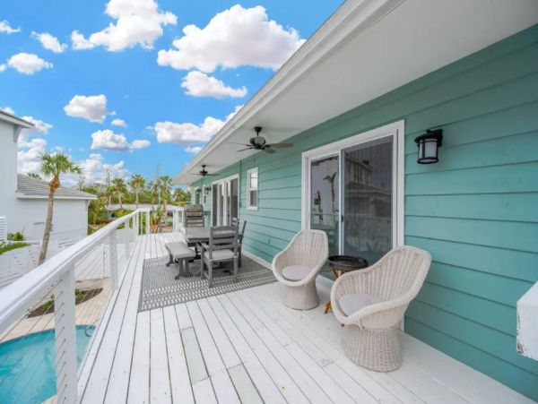 Siesta Key Vacation Rental with Private Pool - Luxury Waterfront Home
