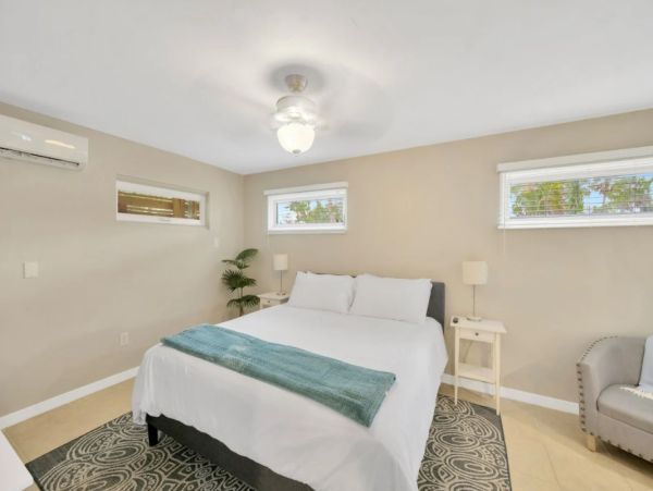 Siesta Key Vacation Rental with Private Pool - Luxury Waterfront Home