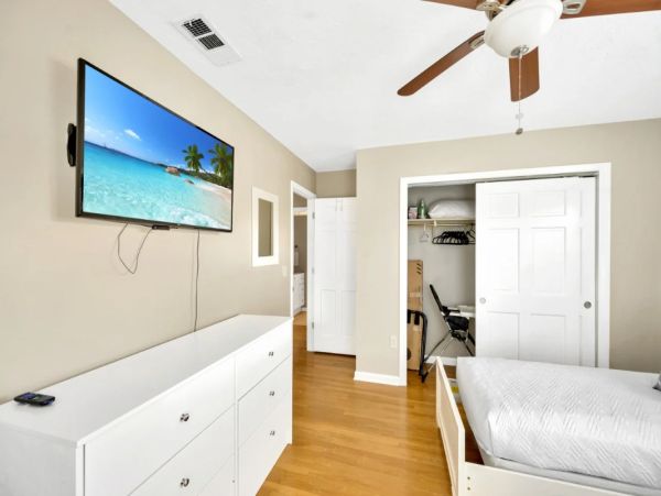 Siesta Key Vacation Rental with Private Pool - Luxury Waterfront Home