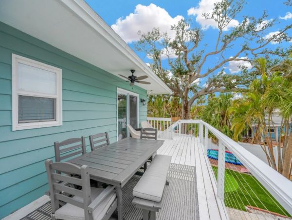 Siesta Key Vacation Rental with Private Pool - Luxury Waterfront Home