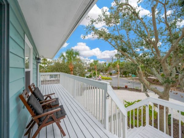 Siesta Key Vacation Rental with Private Pool - Luxury Waterfront Home