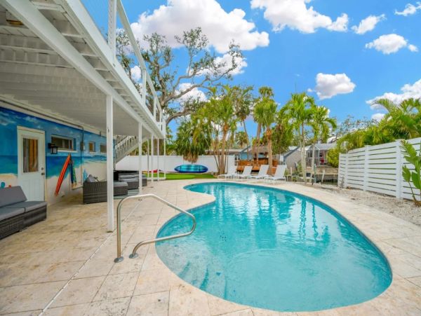 Siesta Key Vacation Rental with Private Pool - Luxury Waterfront Home