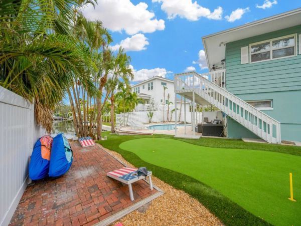 Siesta Key Vacation Rental with Private Pool - Luxury Waterfront Home