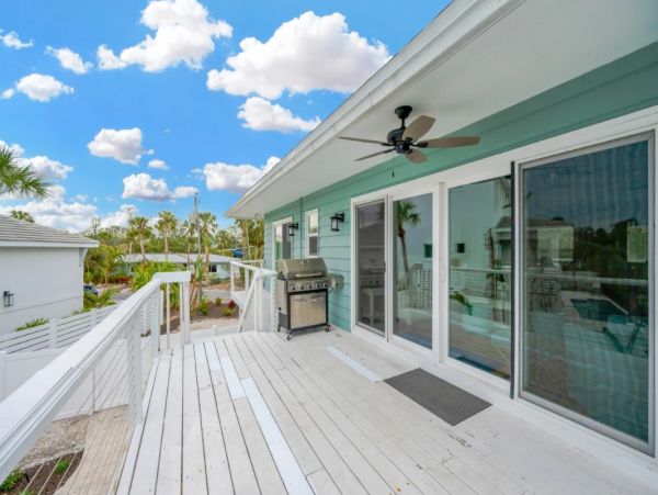 Siesta Key Vacation Rental with Private Pool - Luxury Waterfront Home