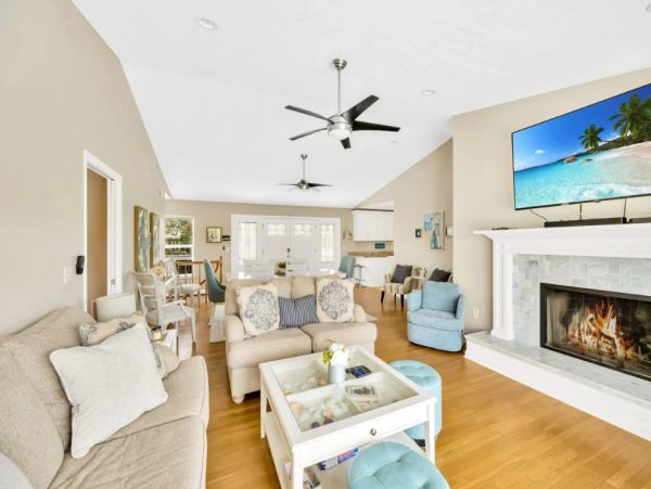 Siesta Key Vacation Rental with Private Pool - Luxury Waterfront Home