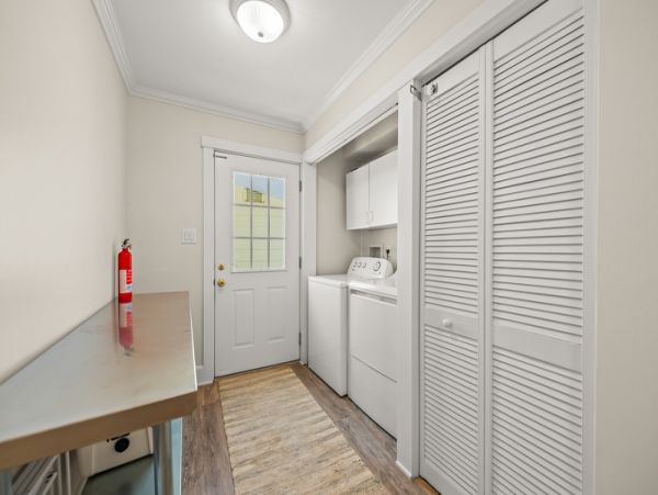 Siesta Key Bayfront Vacation Rental with Dock & Guest House