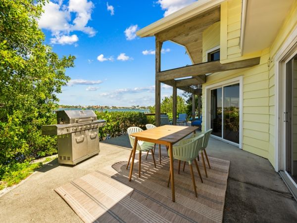 Siesta Key Bayfront Vacation Rental with Dock & Guest House