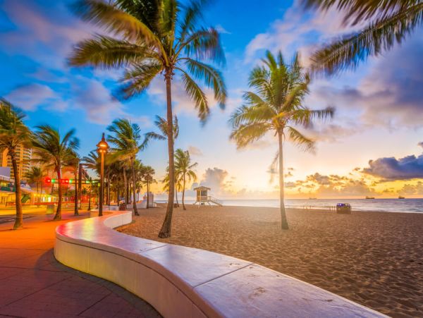 Fort Lauderdale Waterfront Vacation Rental - Luxury 4-Bed Canal-Front Home with Pool