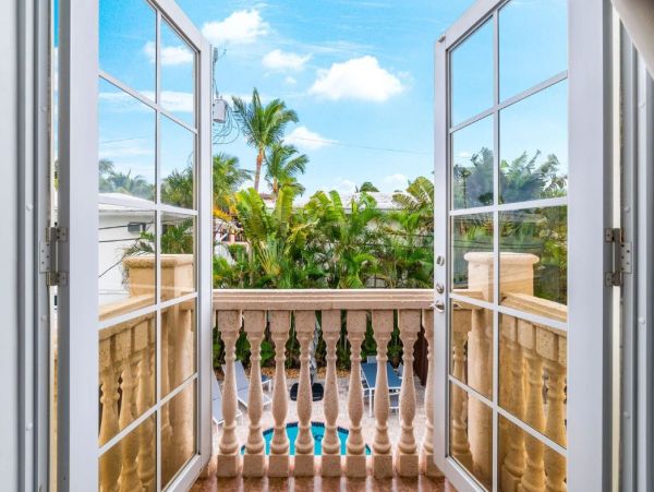 Luxury Lauderdale By The Sea  Vacation Rental with Private Pool