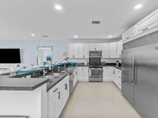 Luxury Lauderdale By The Sea  Vacation Rental with Private Pool