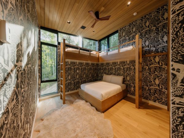 Vail Vacation Rental Luxury 5-Bed Alpine Retreat in West Vail