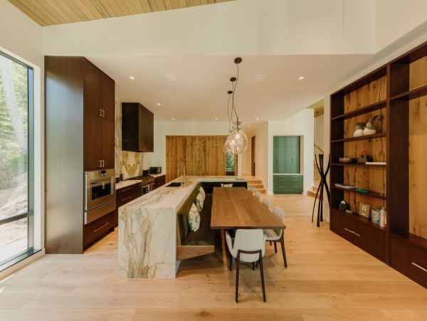 Vail Vacation Rental Luxury 5-Bed Alpine Retreat in West Vail