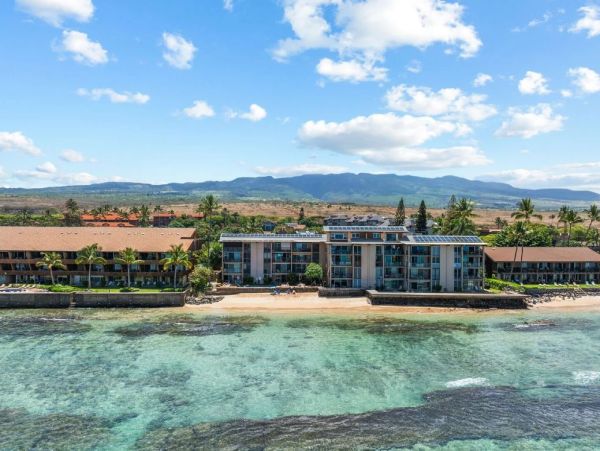 Oceanfront 2-Bedroom Condo in West Maui Ultimate Paradise Retreat