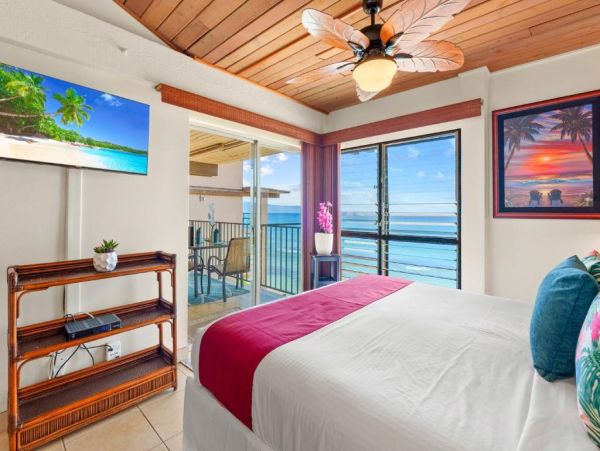 Oceanfront 2-Bedroom Condo in West Maui Ultimate Paradise Retreat