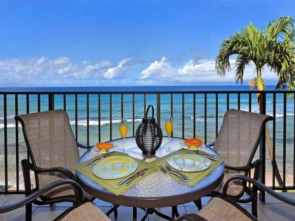 Oceanfront 2-Bedroom Condo in West Maui Ultimate Paradise Retreat