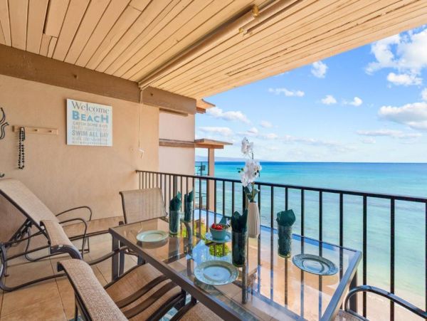 Oceanfront 2-Bedroom Condo in West Maui Ultimate Paradise Retreat