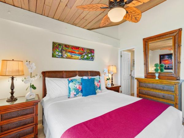 Oceanfront 2-Bedroom Condo in West Maui Ultimate Paradise Retreat