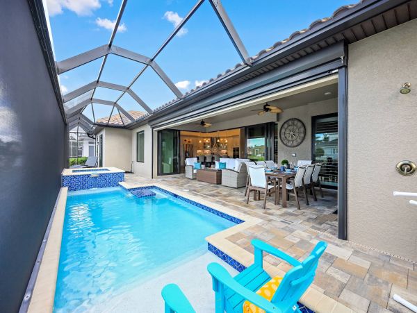 Florida Waterfront Vacation Rental Luxury Tropical Home