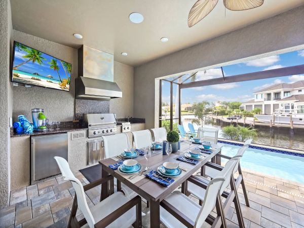 Florida Waterfront Vacation Rental Luxury Tropical Home