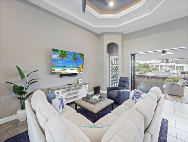 Florida Waterfront Vacation Rental Luxury Tropical Home
