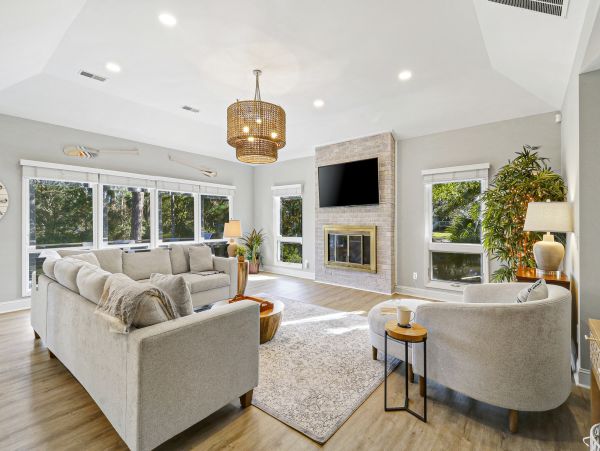 Hilton Head Vacation Rental | Lagoon-Front Beach House with Pool