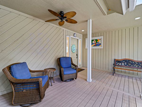 Hilton Head Vacation Rental | Lagoon-Front Beach House with Pool