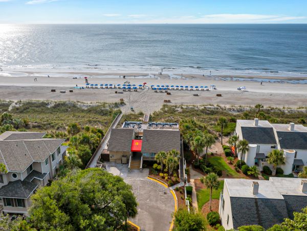 Hilton Head Vacation Rental | Lagoon-Front Beach House with Pool