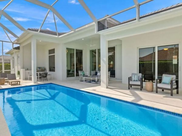 Marco Island Vacation Rental Luxury Villa with Pool & Beaches Nearby