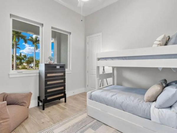 Marco Island Vacation Rental Luxury Villa with Pool & Beaches Nearby