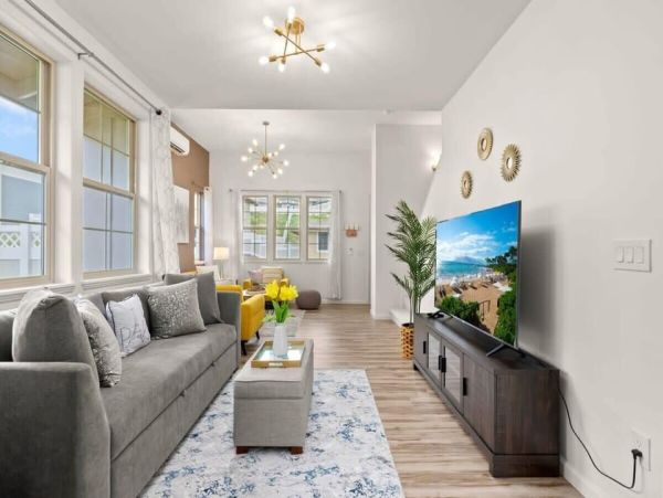 Luxury Hawaii Vacation Home Rental with Ocean Views | 4-Bedroom Villa