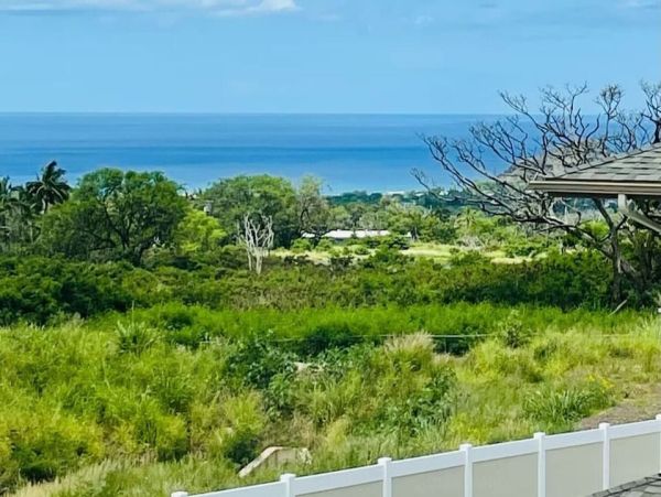 Luxury Hawaii Vacation Home Rental with Ocean Views | 4-Bedroom Villa