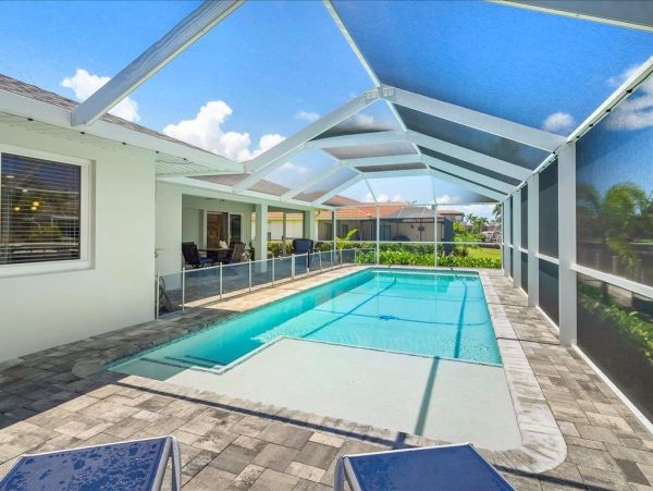 Charming 3-Bedroom Waterfront Vacation Home