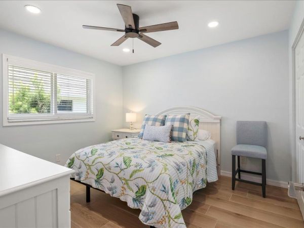 Charming 3-Bedroom Waterfront Vacation Home