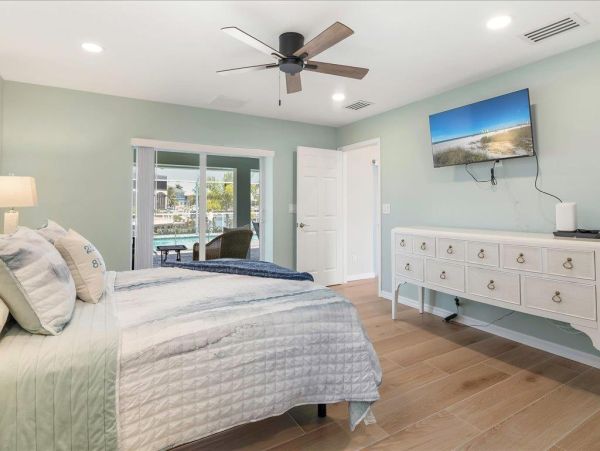 Charming 3-Bedroom Waterfront Vacation Home