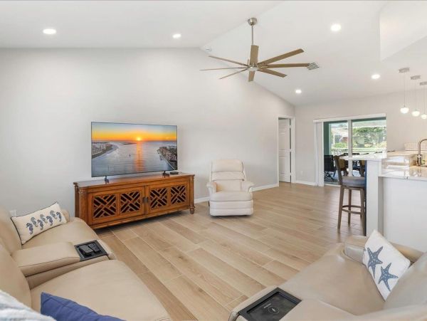 Charming 3-Bedroom Waterfront Vacation Home