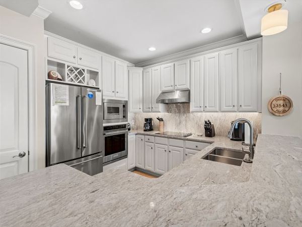 Destin Florida Vacation Rentals | Luxury Beachfront Condo with Pool