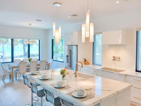 Anna Maria Island Luxury Vacation Rental Beachfront Home with Pool & Rooftop Deck