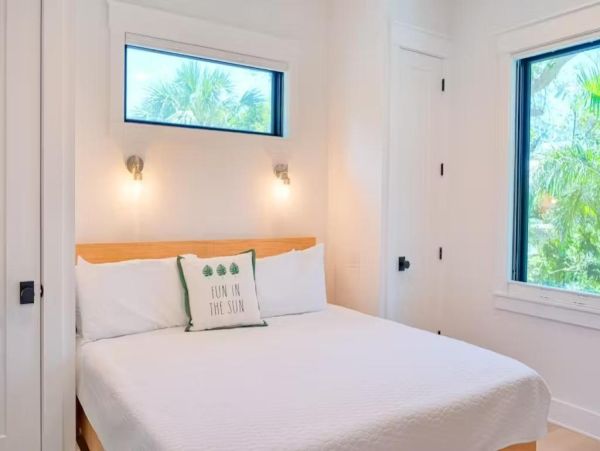 Anna Maria Island Luxury Vacation Rental Beachfront Home with Pool & Rooftop Deck