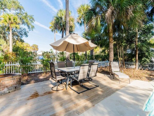 Hilton Head Vacation Rental Pet Friendly Beach Home with Pool & Loft