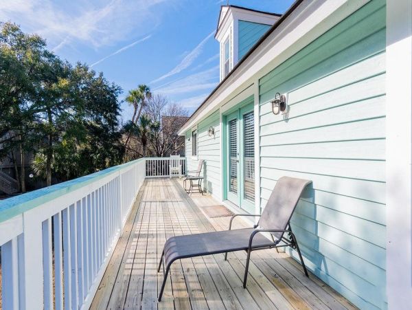 Hilton Head Vacation Rental Pet Friendly Beach Home with Pool & Loft
