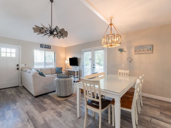 Hilton Head Vacation Rental Pet Friendly Beach Home with Pool & Loft