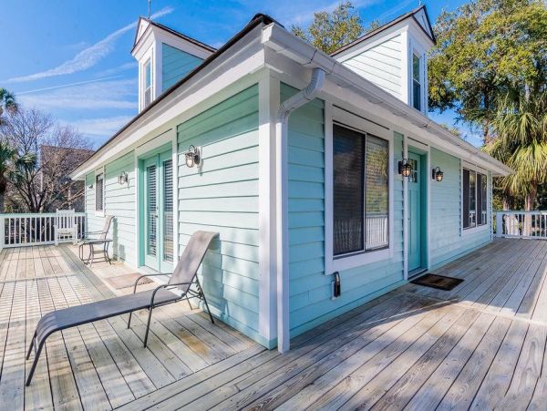 Hilton Head Vacation Rental Pet Friendly Beach Home with Pool & Loft