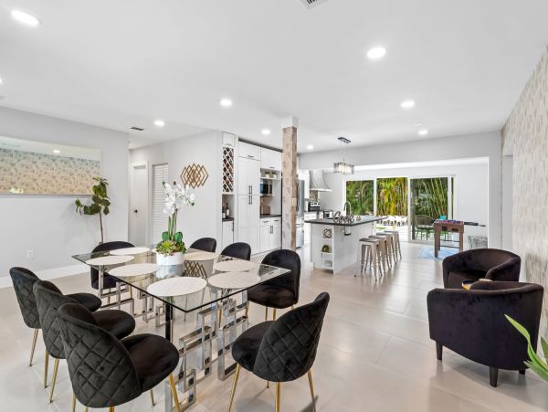 Miami Luxury Villa Rental - Private Pool, Hot Tub & Close to South Beach