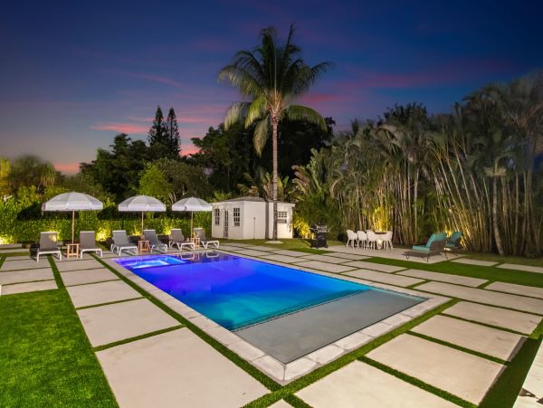 Luxury Miami Villa Rental 6-Bedroom Golden Glades Vacation Home with Pool & Theater